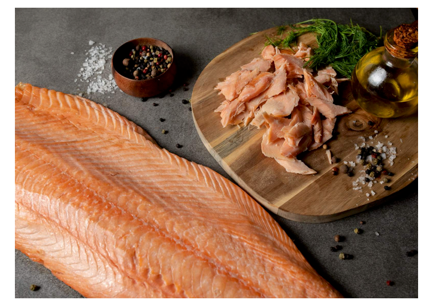 Whole Hot-Smoked Salmon Fillet (1-1.4kg)